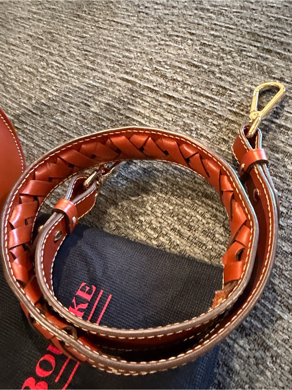 Dooney & Bourke Alto Arietta - Picture 3 of 13